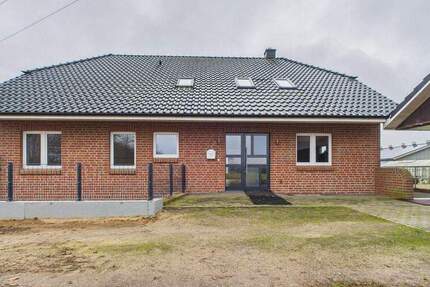 Haus Bornhöved - 7 Zimmer, 276 m&sup2;, 2.295&euro; | Angebot:24208155