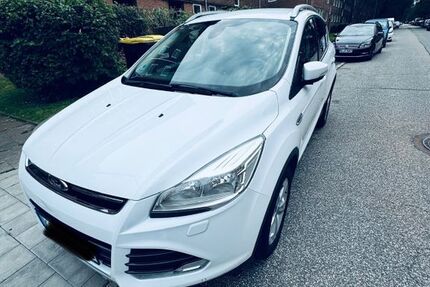 Ford Kuga 142.000 km 9.700 &euro; Kiel 24149