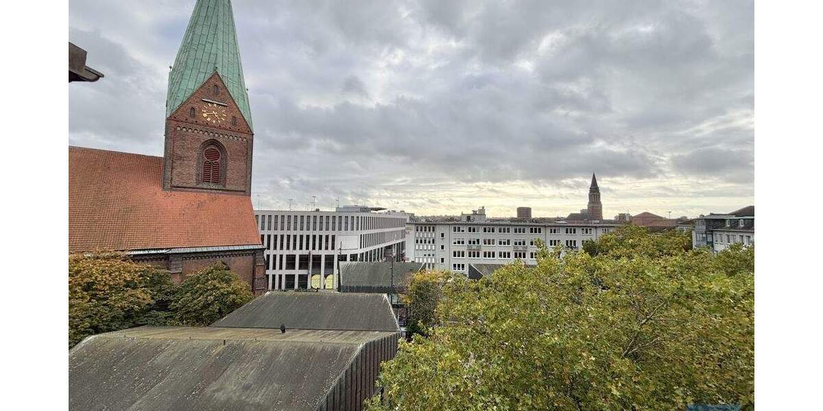 Etagenwohnung Kiel Altstadt - 3 Zimmer, 160 m&sup2;, 2.100&euro; | Angebot:25668093
