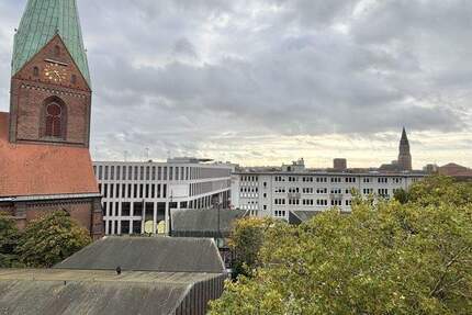 Wohnung Kiel Altstadt - 3 Zimmer, 160 m&sup2;, 2.100&euro; | Angebot:25668093