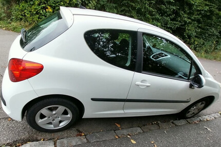 Peugeot 207 93.128 km 5.180 &euro; Kiel 24103