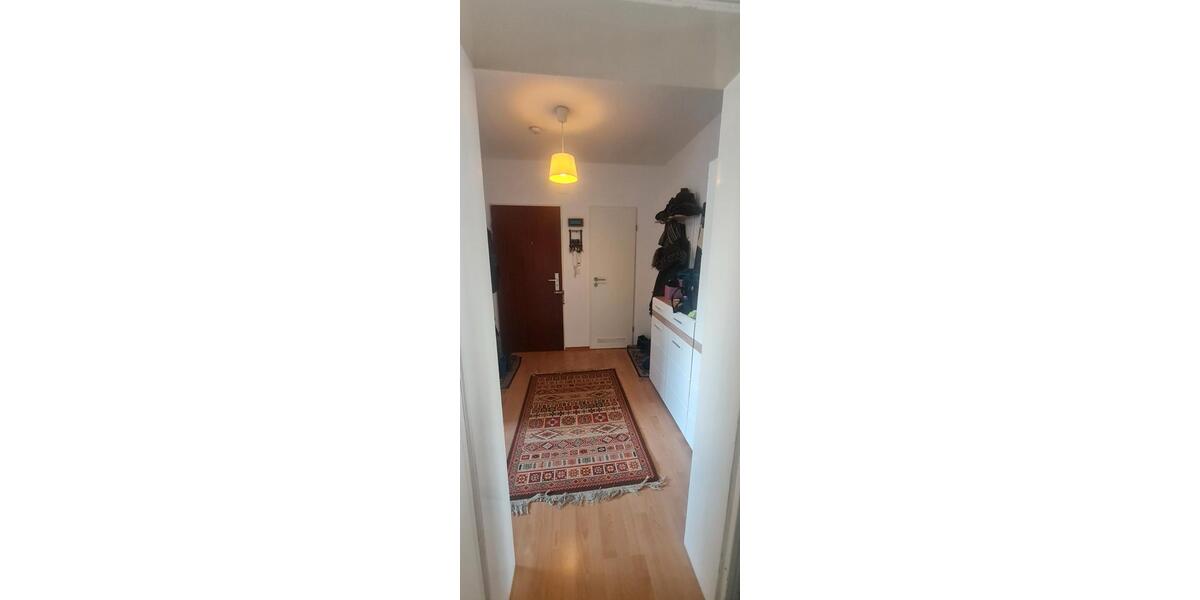 Etagenwohnung Kiel Schreventeich - 5 Zimmer, 120 m&sup2;, 1.500&euro; | Angebot:26402972