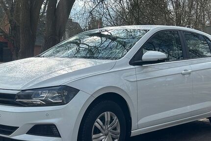 VW Polo 90.500 km 10.850 &euro; Achterwehr 24239