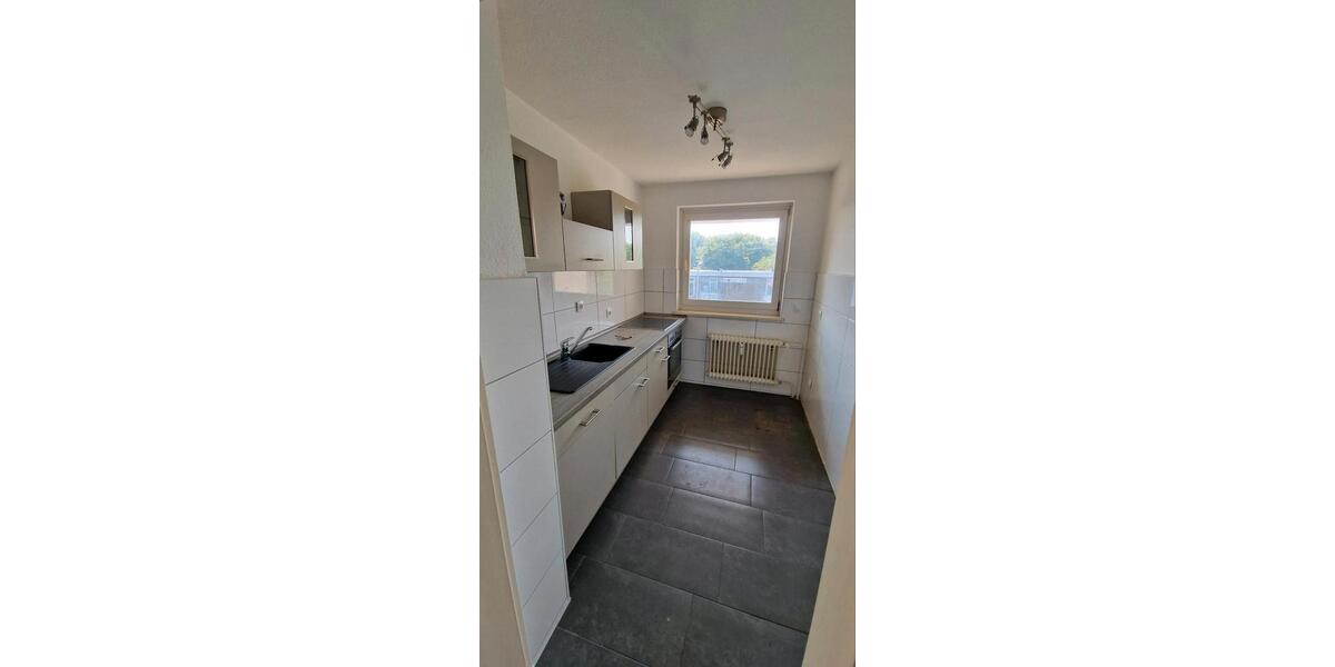 5% Rendite! Solide vermietete Wohnung in Sürenheide 4 zimmer