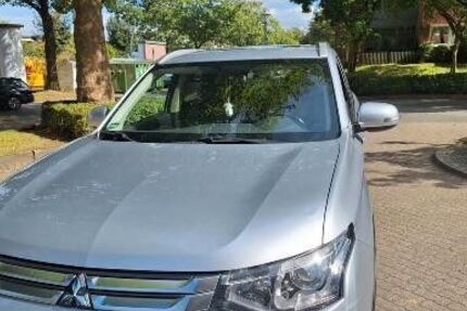 Mitsubishi Outlander 151.000 km 11.600 € Neumünster 24539