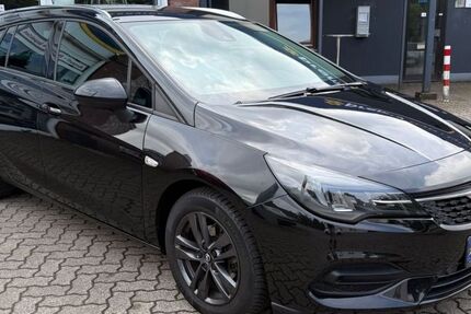 Opel Astra 102.000 km 9.990 &euro; Neumünster 24536