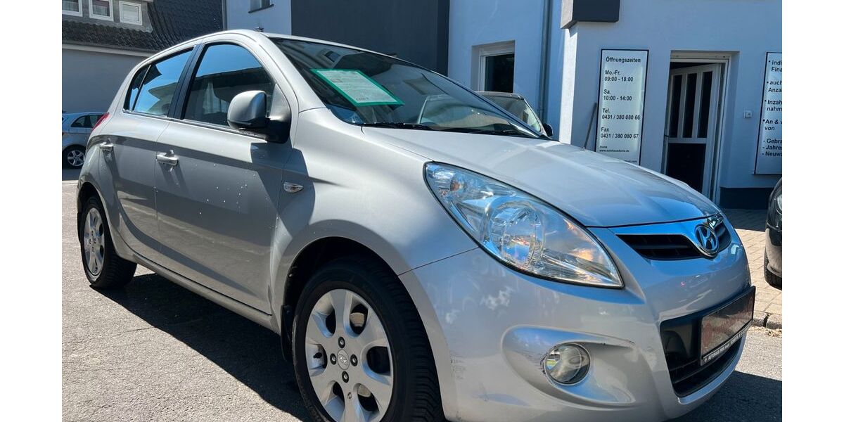 Hyundai i20 64.000 km 4.666 &euro; Kronshagen 24119