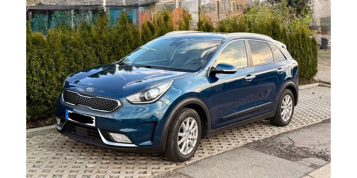 Kia Niro 123.373 km 11.500 &euro; Quarnbek 24107