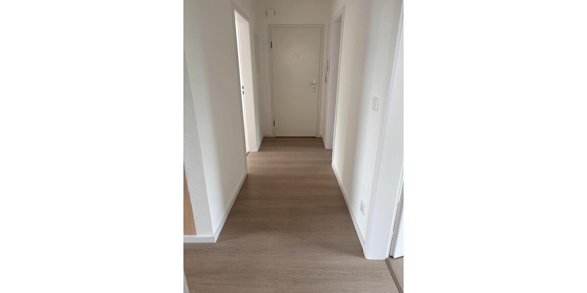 Etagenwohnung Melsdorf - 3 Zimmer, 65 m&sup2;, 800&euro; | Angebot:26610791