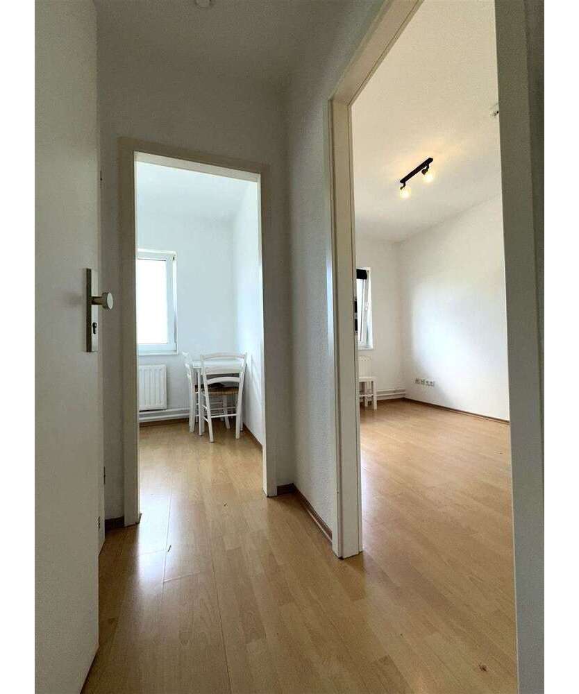 Wohnung zum Mieten in Kiel 360 € 18.35 m²