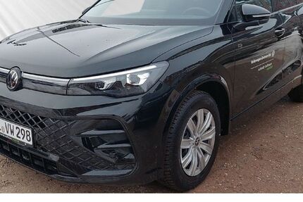 VW Tiguan 19.000 km 43.980 &euro; Kiel 24114