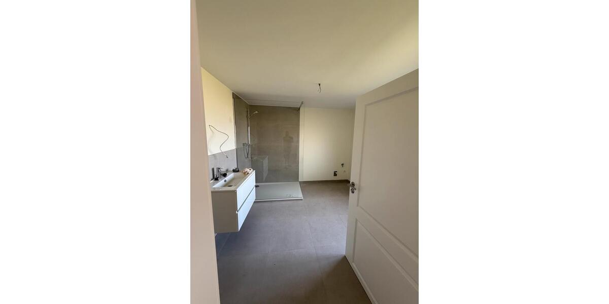 Erdgeschoßwohnung Bredenbek - 4 Zimmer, 120 m&sup2;, 1.750&euro; | Angebot:26534320