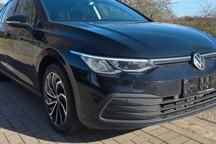VW Golf 128.855 km 15.999 &euro; Osdorf 24251