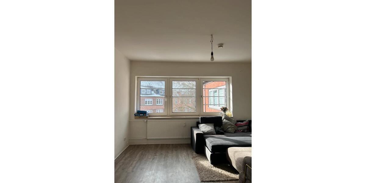 Etagenwohnung Kiel Schreventeich - 5 Zimmer, 98 m&sup2;, 1.648&euro; | Angebot:26221475