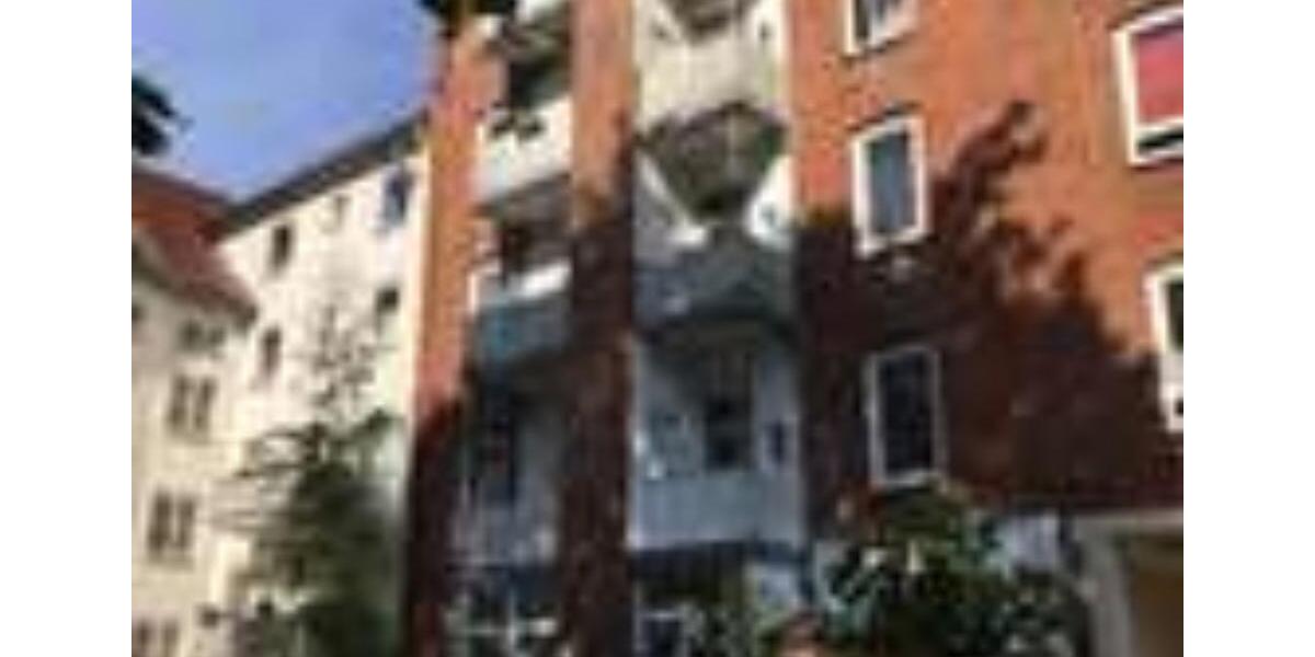 2 Zi Whg,Ravensberg Balkon Terrasse Holzboden EBK, Waschmasch Ceranherd 2 zimmer