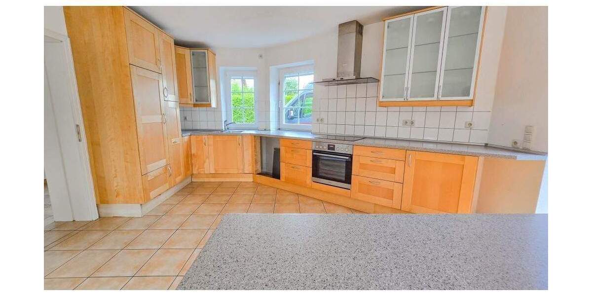 Familientraum mit Pool im beliebten Stadtteil-Einfeld! 7 zimmer