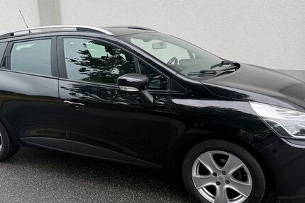 Renault Clio 150.246 km 5.300 &euro; Neumünster 24536