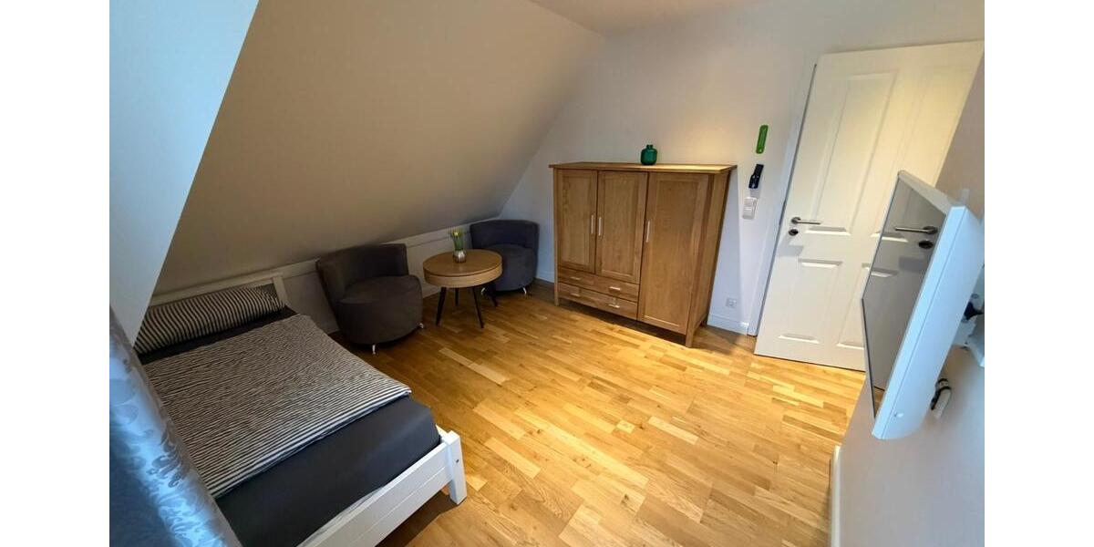 Dachgeschoßwohnung Molfsee - 4 Zimmer, 74 m&sup2;, 600&euro; | Angebot:24876335