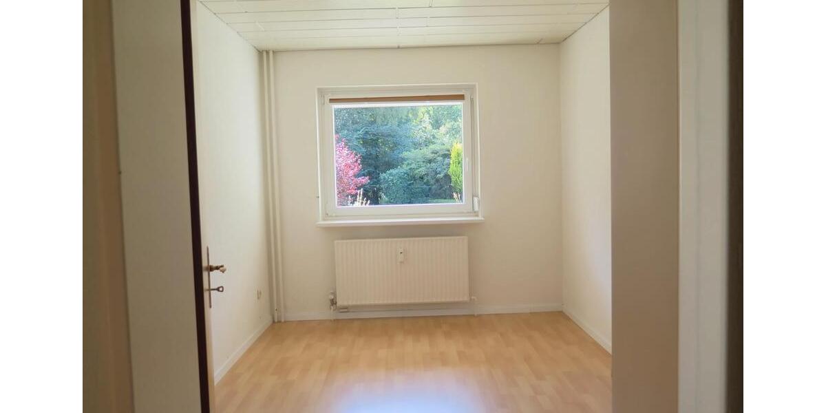 Hochparterre Neumünster Brachenfeld/Ruthenberg - 3 Zimmer, 77 m&sup2;, 133.000&euro; | Angebot:26566148