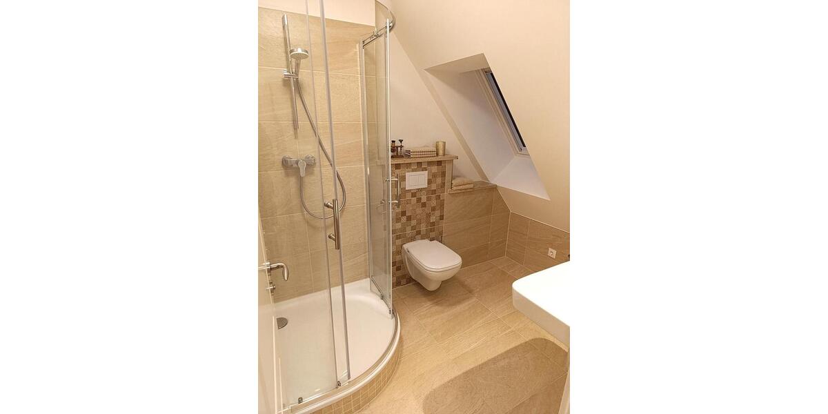 Dachgeschoß-Maisonette-Wohnung 59 qm am Tilsiter Platz in Kiel-Ellerbek 3 zimmer