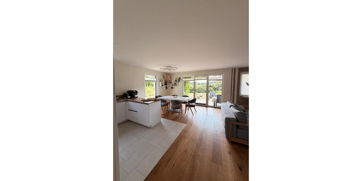 Erdgeschoßwohnung Schönkirchen - 3 Zimmer, 95 m&sup2;, 455.000&euro; | Angebot:27147822