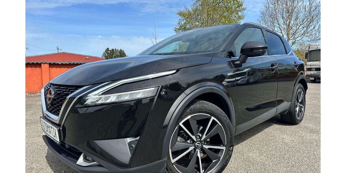 Nissan Qashqai 60.726 km 25.490 &euro; Neumünster 24536