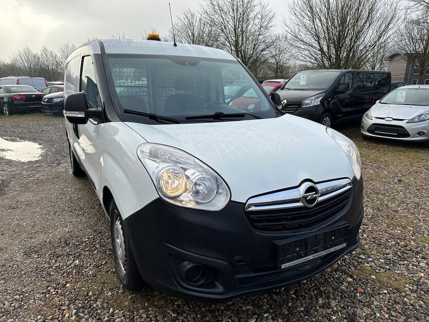 Opel Combo 137.000 km 5.900 € Kiel 24145