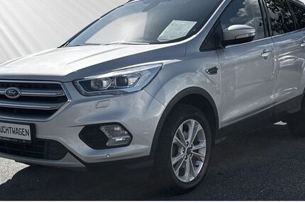 Ford Kuga 75.000 km 16.980 € Eckernförde 24340