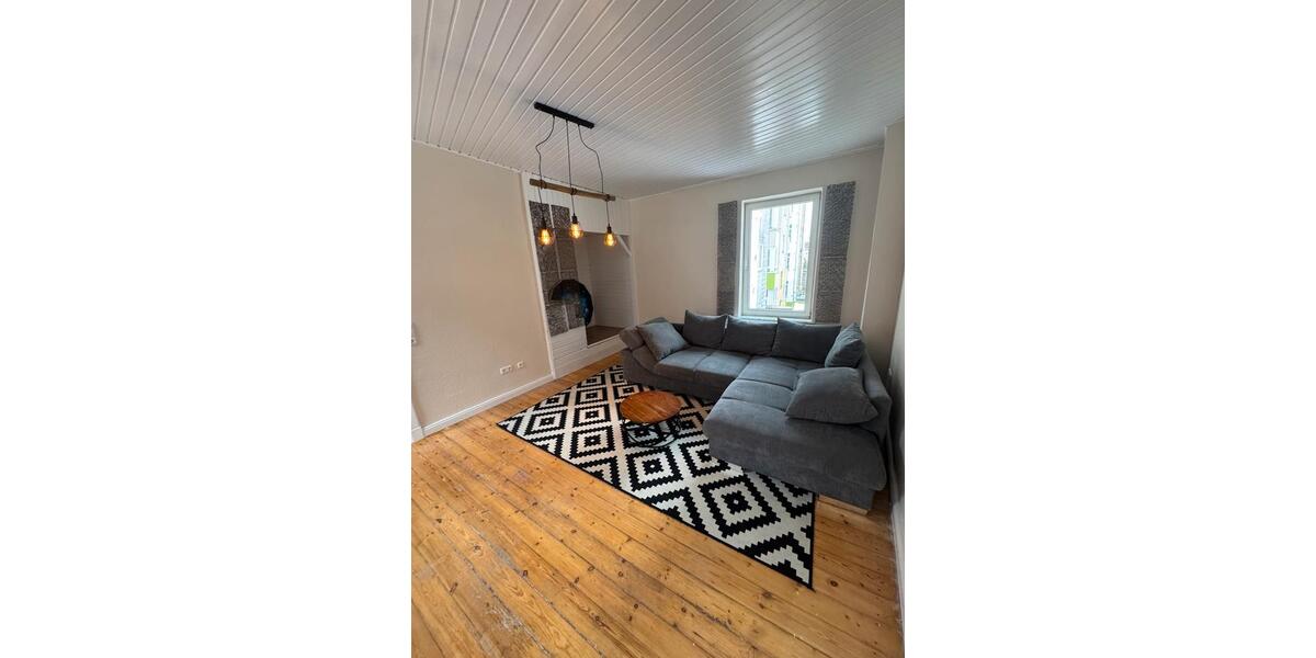 Einfamilienhaus Kiel Gaarden-Ost - 2 Zimmer, 2 m&sup2;, 1.300&euro; | Angebot:24806519