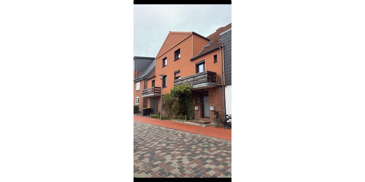 4 Zimmer Erdgeschosswohnung zentral Nähe Rondo ab sofort 4 zimmer