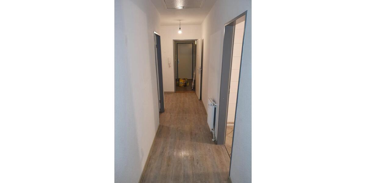 Dachgeschoßwohnung Kiel Ellerbek - 3 Zimmer, 70 m&sup2;, 910&euro; | Angebot:25214836