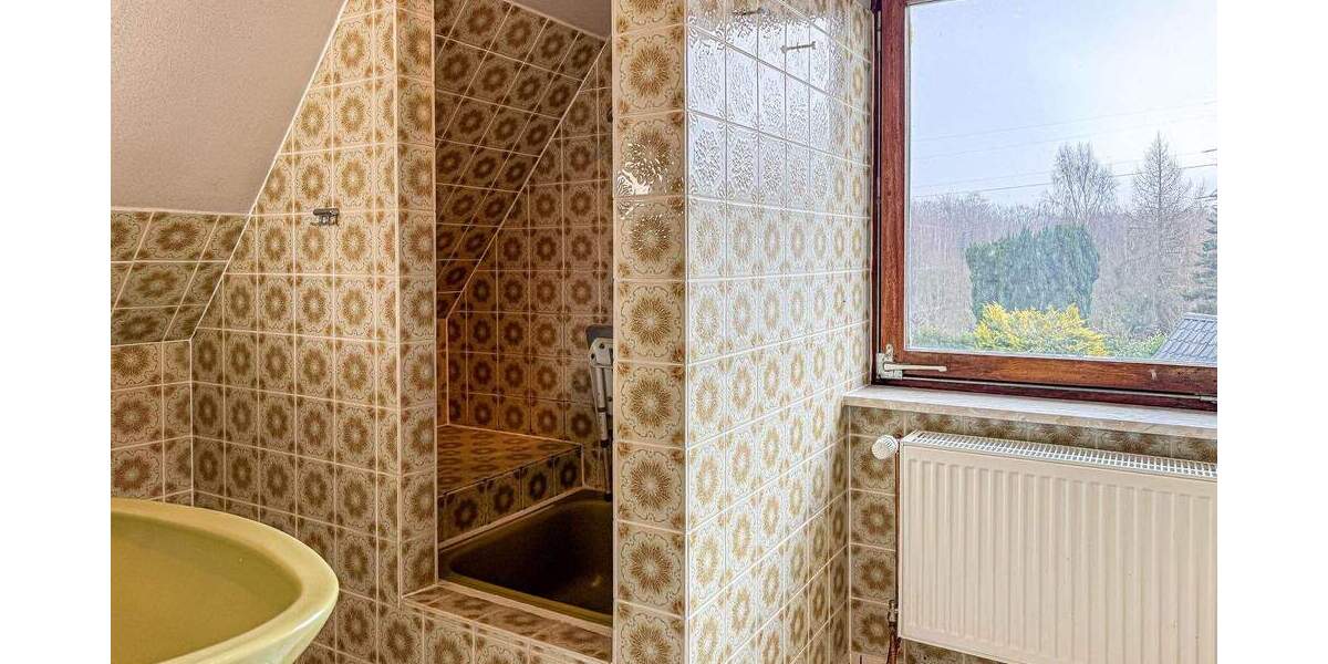 Doppelhaushälfte Kiel Elmschenhagen-Süd - 6 Zimmer, 140 m&sup2;, 310.000&euro; | Angebot:25729236