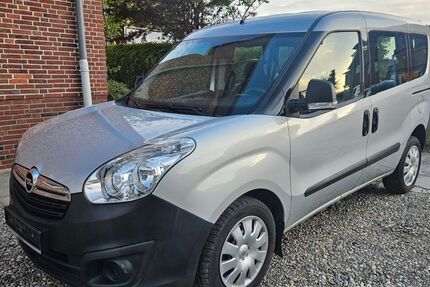 Opel Combo 174.000 km 4.999 &euro; Kiel-Elmschenhagen 24146
