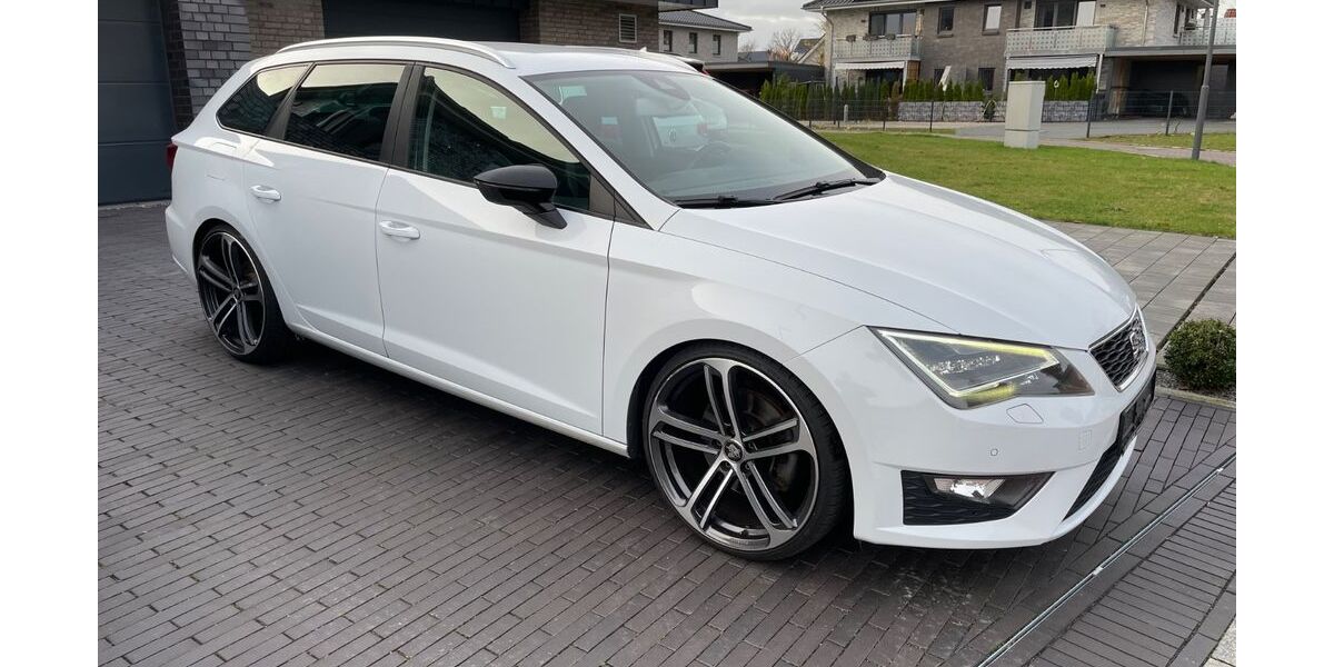 Seat Leon 98.800 km 12.990 &euro; neumünster 24539