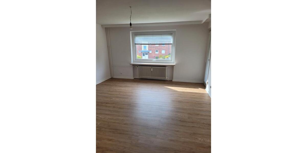 Etagenwohnung Büdelsdorf - 3 Zimmer, 70 m&sup2;, 720&euro; | Angebot:26563309