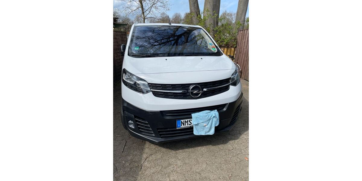 Opel Vivaro 48.500 km 19.500 &euro; Neumünster 24539