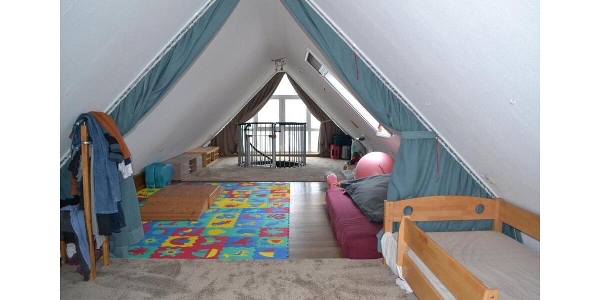 Etagenwohnung Kiel Meimersdorf - 3 Zimmer, 86 m&sup2;, 1.000&euro; | Angebot:24982189