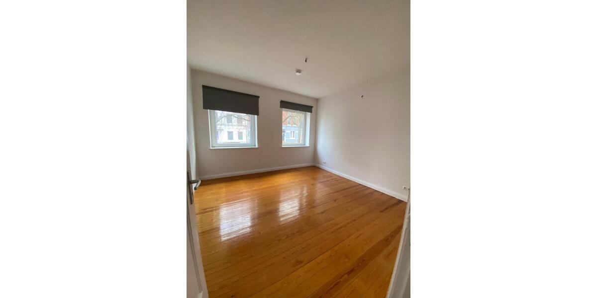 Lichtdurchflutete 2-Zimmer-Wohnung im Hochparterre Südfriedhof 2 zimmer