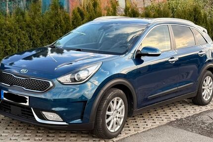Kia Niro 123.373 km 13.100 &euro; Quarnbek 24107