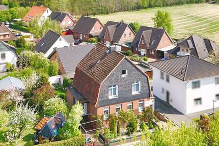 Haus Kiel Russee - 7 Zimmer, 145 m&sup2;, 520.000&euro; | Angebot:26739421