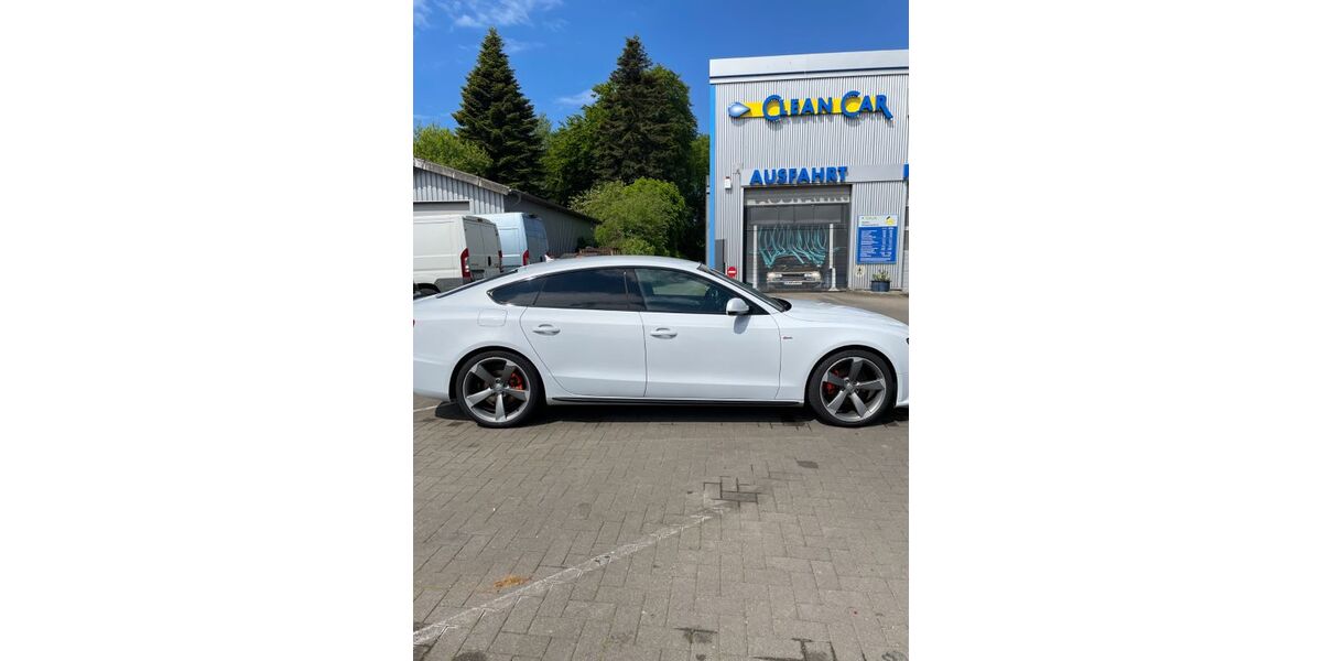Audi A5 224.000 km 14.100 &euro; Eckernförde 24340