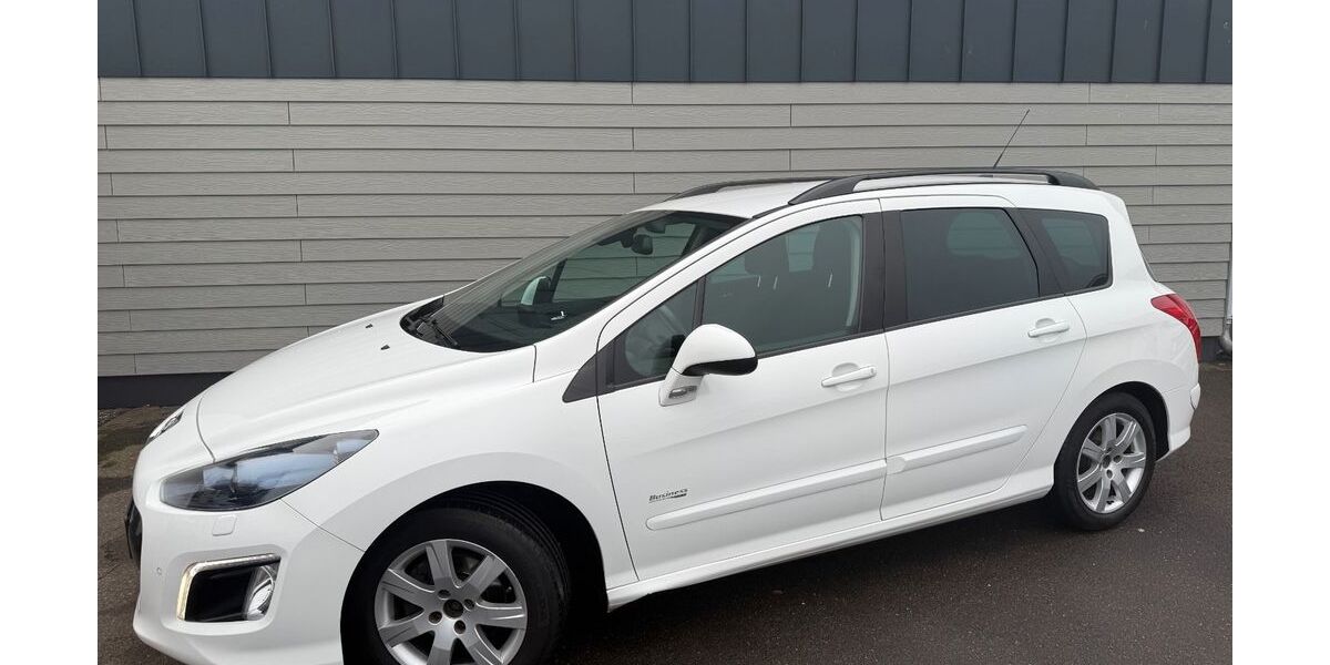 Peugeot 308 210.833 km 5.950 &euro; Neumünster 24536