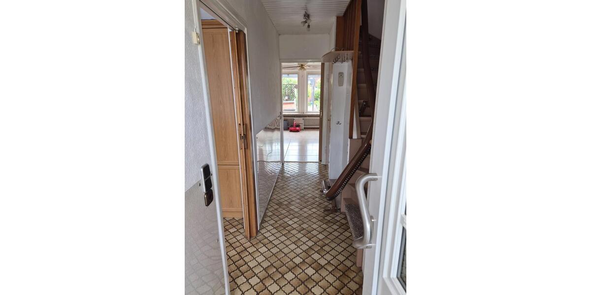 Reihenhaus Kiel Neumühlen-Dietrichsdorf - 4 Zimmer, 85 m&sup2;, 280.000&euro; | Angebot:27141197