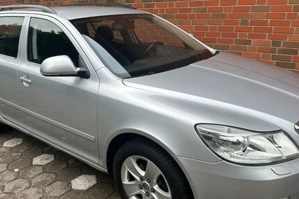 Skoda Octavia 196.966 km 7.950 &euro; Neumünster 24536