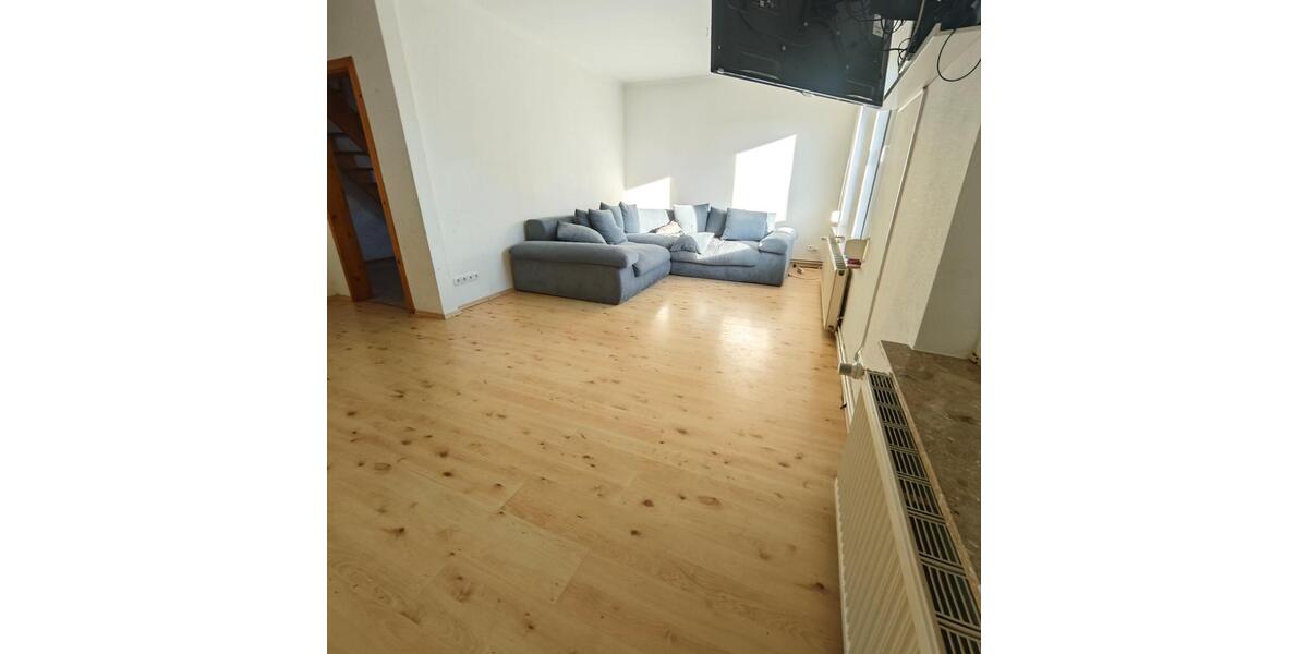 Ruhige 4-Zimmer-Wohnung (116 m²) mit Garten, 2 Min zum Kanal 4 zimmer