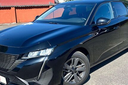 Peugeot 308 32.398 km 16.900 &euro; Neumünster 24536