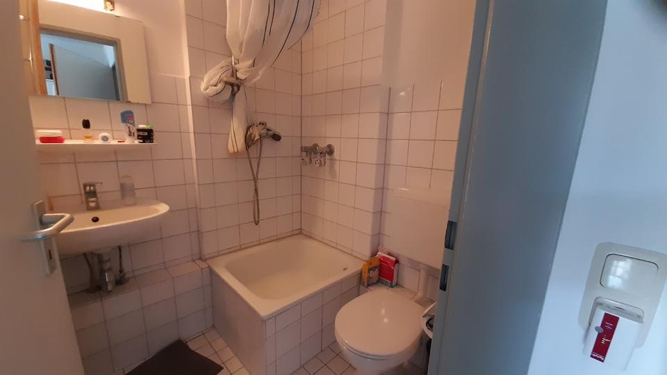 Etagenwohnung Kiel Ravensberg - 1 Zimmer, 30 m&sup2;, 322&euro; | Angebot:25542219