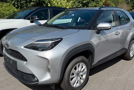 Toyota Yaris Cross 7.800 km 23.490 &euro; Kiel 24109