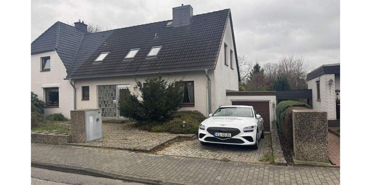 Renovierungsbedürftige Doppelhaushälfte in Kiel Pries- Ihr Projekt für individuelles Wohnen! 4 zimmer