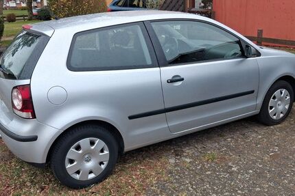 VW Polo 141.850 km 1.999 &euro; Neumünster 24536